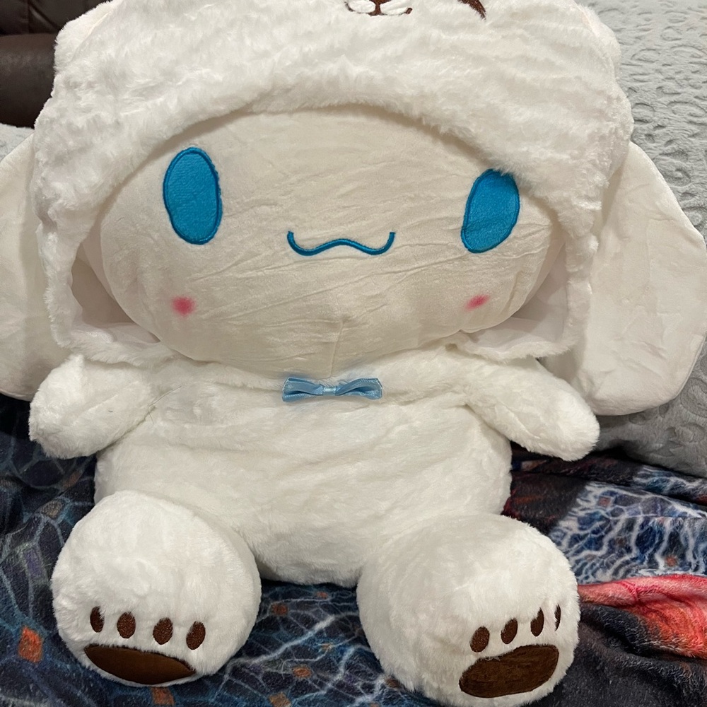 Cinnamon Roll Cosplay Plush NWOT